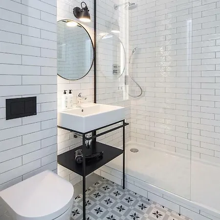 Przy Monte Cassino Apartment *