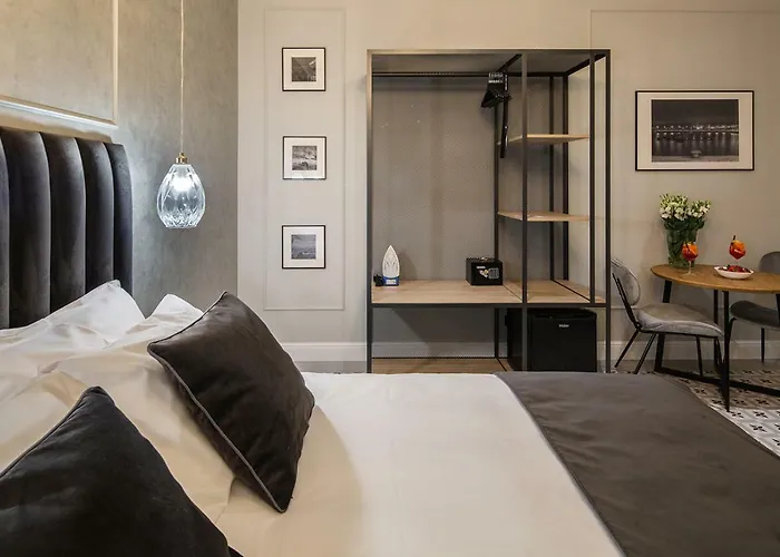 Przy Monte Cassino *